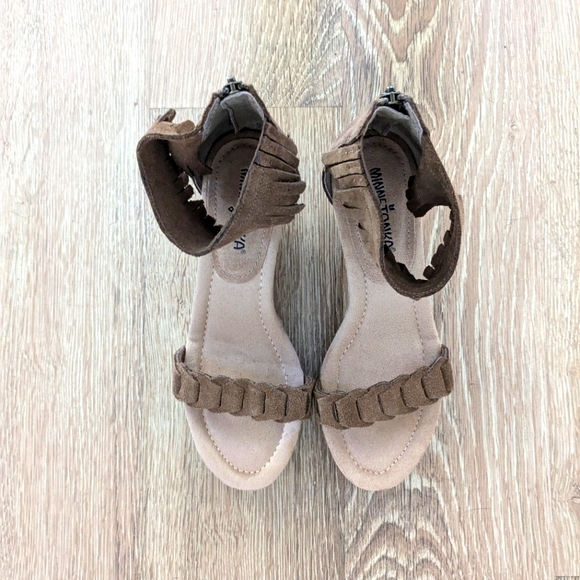 Minnetonka Nikki Suede Fringe Cork Wedge Sandals in Tan Size 7 - Picture 4 of 8